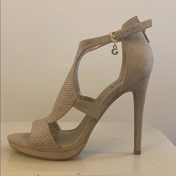 Guess Heels - Picture 1 of 7